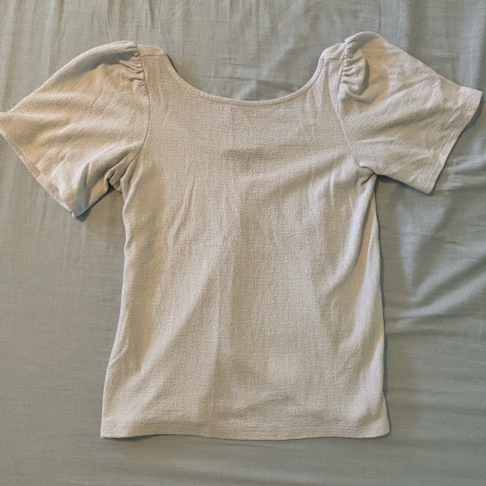 Banana Republic Women’s White Blouse with Low Scoop Back Size Small